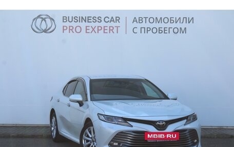 Toyota Camry, 2020 год, 3 394 000 рублей, 3 фотография