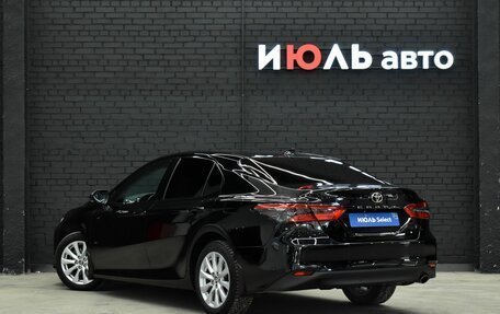 Toyota Camry, 2019 год, 3 370 000 рублей, 6 фотография