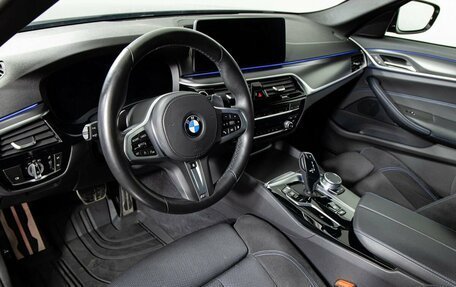 BMW 5 серия, 2021 год, 5 899 000 рублей, 13 фотография