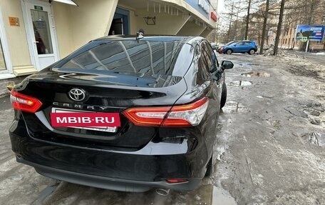 Toyota Camry, 2019 год, 3 250 000 рублей, 13 фотография