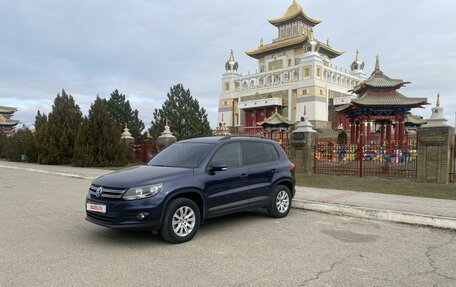 Volkswagen Tiguan I, 2011 год, 1 200 000 рублей, 2 фотография
