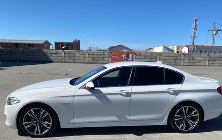BMW 5 серия, 2015 год, 2 880 000 рублей, 2 фотография