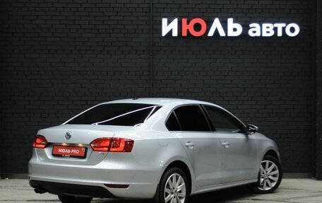 Volkswagen Jetta VI, 2012 год, 1 300 000 рублей, 10 фотография