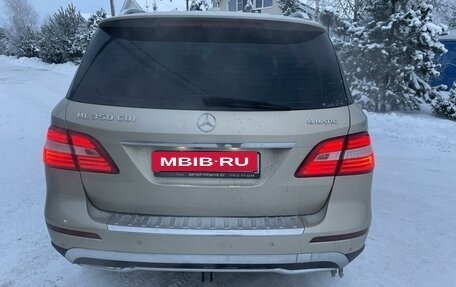 Mercedes-Benz M-Класс, 2013 год, 2 950 000 рублей, 3 фотография