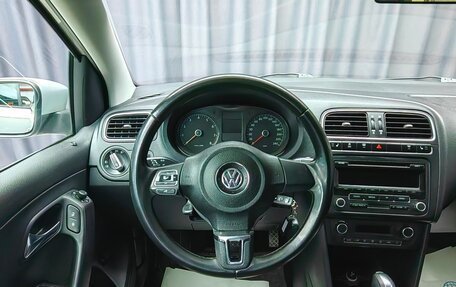 Volkswagen Polo VI (EU Market), 2012 год, 820 000 рублей, 18 фотография