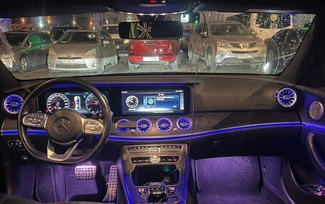 Mercedes-Benz E-Класс, 2019 год, 3 480 000 рублей, 7 фотография
