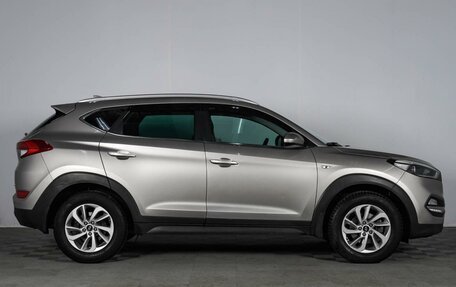 Hyundai Tucson III, 2018 год, 2 349 000 рублей, 5 фотография