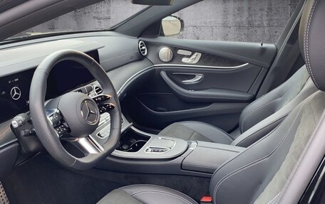 Mercedes-Benz E-Класс, 2023 год, 6 900 000 рублей, 13 фотография