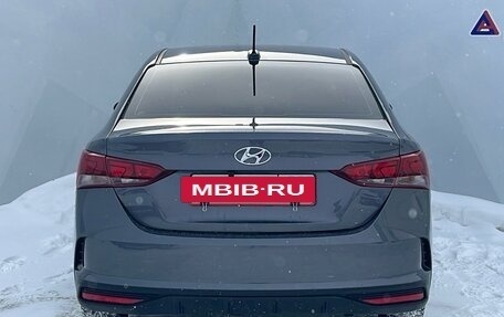 Hyundai Solaris II рестайлинг, 2021 год, 1 750 000 рублей, 5 фотография
