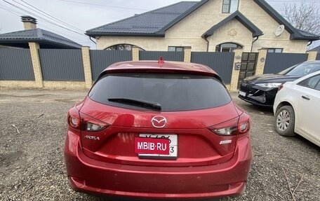 Mazda Axela, 2017 год, 1 550 000 рублей, 2 фотография