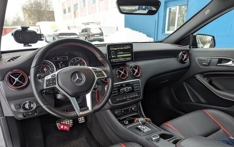 Mercedes-Benz A-Класс AMG, 2015 год, 2 850 000 рублей, 9 фотография