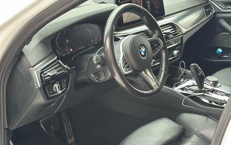 BMW 5 серия, 2020 год, 4 900 000 рублей, 13 фотография