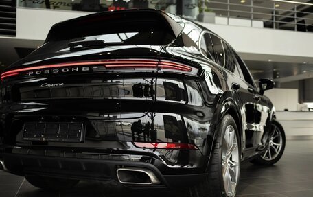Porsche Cayenne III, 2023 год, 16 916 000 рублей, 2 фотография
