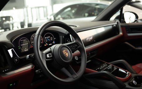 Porsche Cayenne III, 2023 год, 16 916 000 рублей, 16 фотография