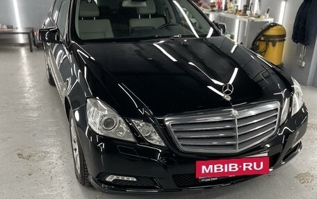 Mercedes-Benz E-Класс, 2010 год, 1 650 000 рублей, 8 фотография