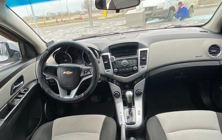 Chevrolet Cruze II, 2012 год, 780 000 рублей, 9 фотография
