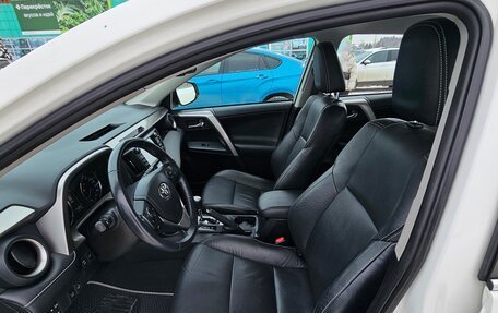 Toyota RAV4, 2016 год, 2 750 000 рублей, 8 фотография