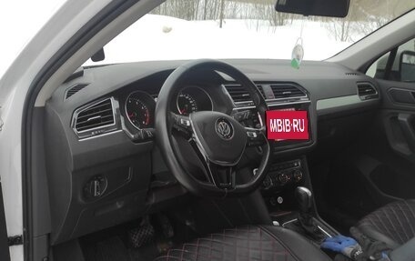 Volkswagen Tiguan II, 2020 год, 2 700 000 рублей, 6 фотография