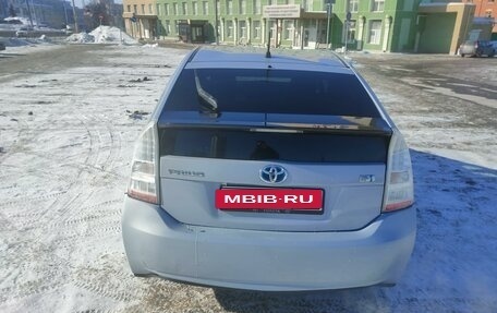 Toyota Prius, 2009 год, 995 000 рублей, 13 фотография
