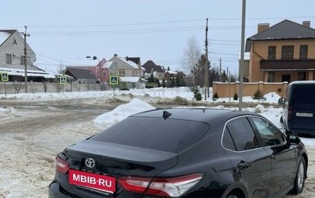 Toyota Camry, 2018 год, 1 920 000 рублей, 4 фотография