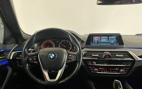 BMW 5 серия, 2017 год, 3 180 000 рублей, 13 фотография