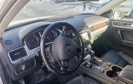 Volkswagen Touareg III, 2014 год, 2 730 000 рублей, 8 фотография