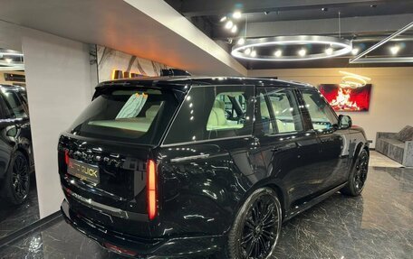 Land Rover Range Rover IV рестайлинг, 2023 год, 28 000 000 рублей, 4 фотография