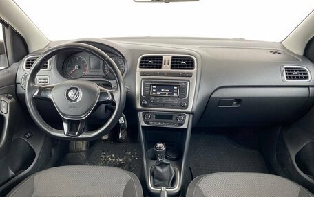 Volkswagen Polo VI (EU Market), 2017 год, 1 305 000 рублей, 13 фотография