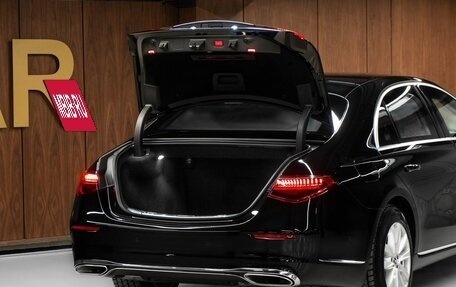 Mercedes-Benz S-Класс, 2023 год, 125 000 000 рублей, 9 фотография