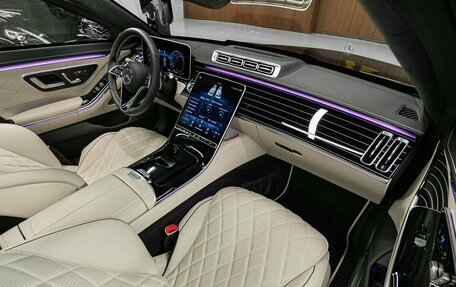 Mercedes-Benz S-Класс, 2023 год, 125 000 000 рублей, 30 фотография