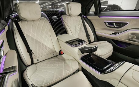 Mercedes-Benz S-Класс, 2023 год, 125 000 000 рублей, 40 фотография