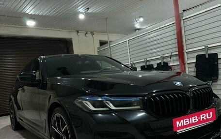 BMW 5 серия, 2021 год, 5 700 000 рублей, 3 фотография