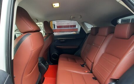 Lexus NX I, 2017 год, 3 035 000 рублей, 15 фотография