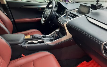 Lexus NX I, 2017 год, 3 035 000 рублей, 17 фотография