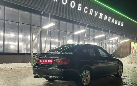 BMW 3 серия, 2007 год, 800 000 рублей, 3 фотография