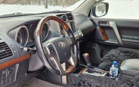 Toyota Land Cruiser Prado 150 рестайлинг 2, 2012 год, 3 500 000 рублей, 5 фотография