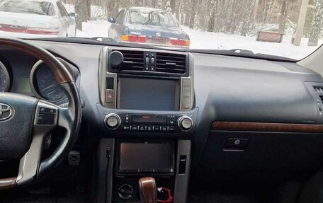Toyota Land Cruiser Prado 150 рестайлинг 2, 2012 год, 3 500 000 рублей, 7 фотография