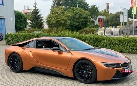 BMW i8 I рестайлинг, 2018 год, 7 500 000 рублей, 3 фотография