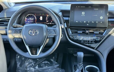Toyota Camry, 2023 год, 5 000 000 рублей, 32 фотография