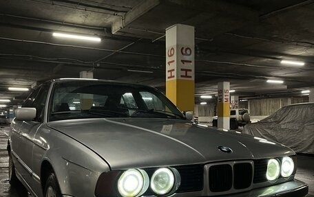 BMW 5 серия, 1990 год, 275 000 рублей, 8 фотография