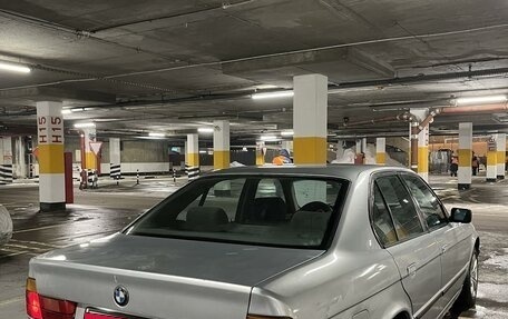 BMW 5 серия, 1990 год, 275 000 рублей, 9 фотография
