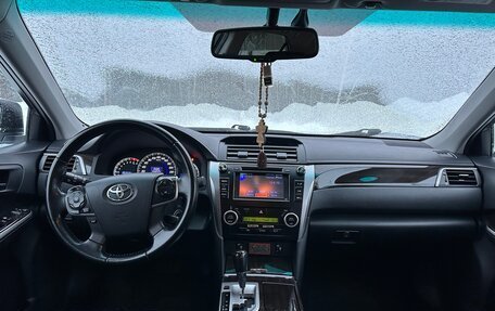 Toyota Camry, 2014 год, 1 970 000 рублей, 10 фотография
