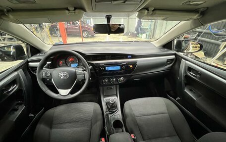 Toyota Corolla, 2014 год, 1 130 000 рублей, 13 фотография