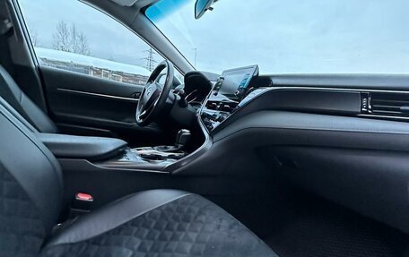 Toyota Camry, 2021 год, 3 150 000 рублей, 3 фотография