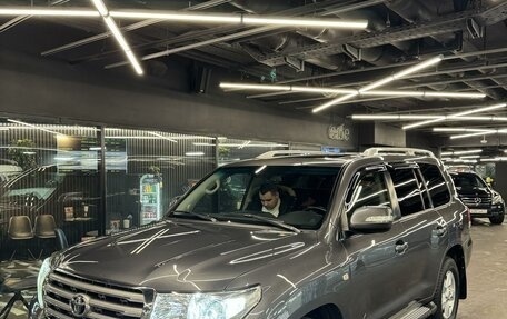 Toyota Land Cruiser 200, 2011 год, 3 850 000 рублей, 5 фотография
