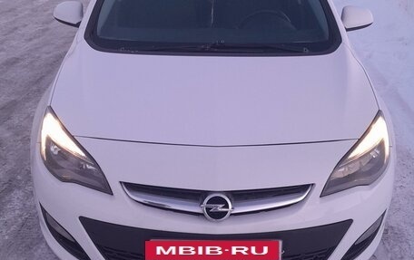 Opel Astra J, 2014 год, 950 000 рублей, 6 фотография