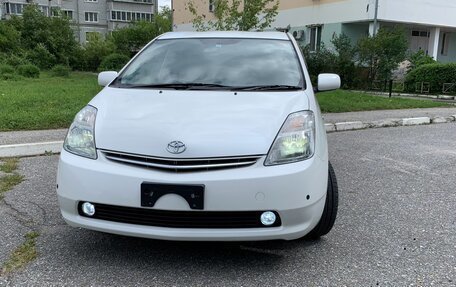 Toyota Prius, 2007 год, 900 000 рублей, 4 фотография