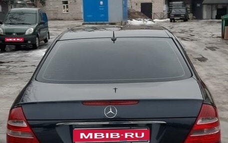 Mercedes-Benz E-Класс, 2003 год, 880 000 рублей, 4 фотография