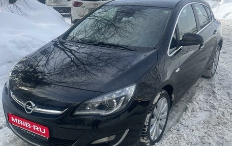 Opel Astra J, 2013 год, 1 280 000 рублей, 7 фотография