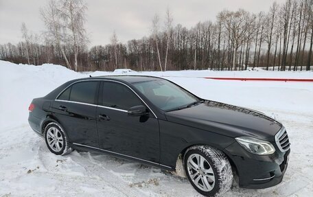 Mercedes-Benz E-Класс, 2013 год, 2 650 000 рублей, 19 фотография